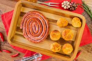receita linguiça assada com cebola tomate batata